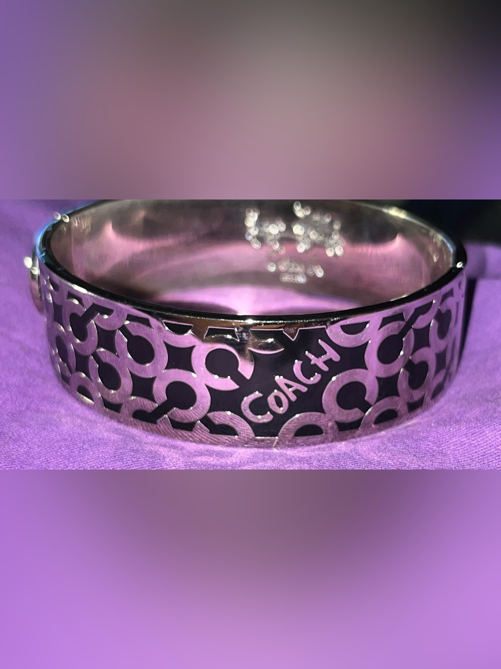 Coach EUC Silver Tone Hinged Bangle Bracelet